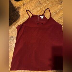 Bar 111 top L exposed zipper in back keyhole front stretchy